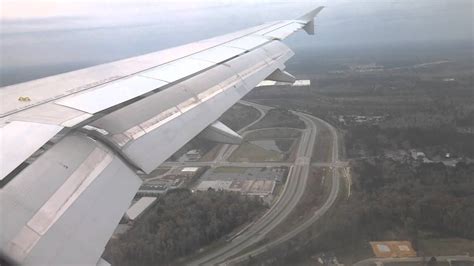 Plane Landing In Sav Savannah Hilton Head International Airport Youtube