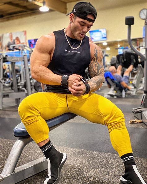 Buendia Bodybuilder Jeremy Buendia Vs Alle Men S Physique Der Retter