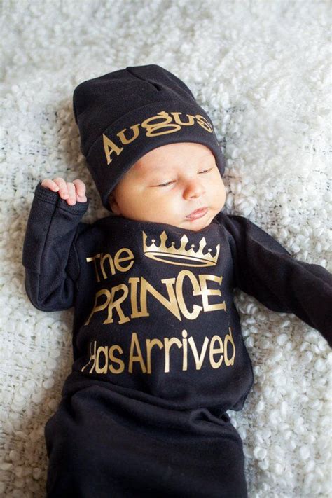 Here are the best gift ideas for a newborn boy or its family that they would cherish and value. Prince Has Arrived Newborn boy black and gold bodysuit ...
