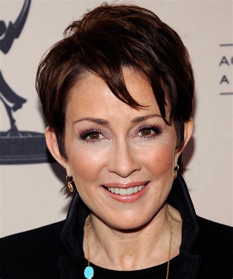 Patricia Heaton Short Straight Formal Hairstyle With Side Swept Bangs