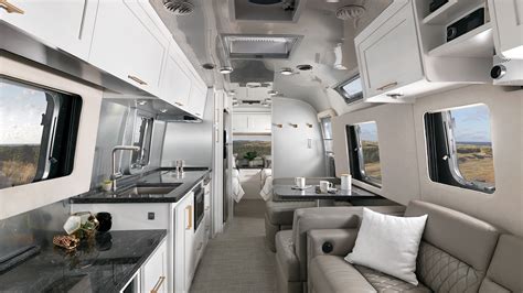 Modernizing The Timeless Classic New Airstream Comfort White Décor