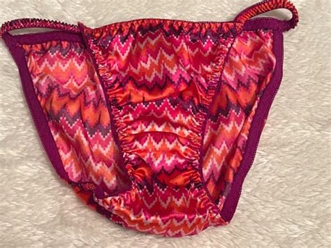 Vtg Joe Boxer Satin String Bikini Panties Size M 6 Shiny Pink Purple