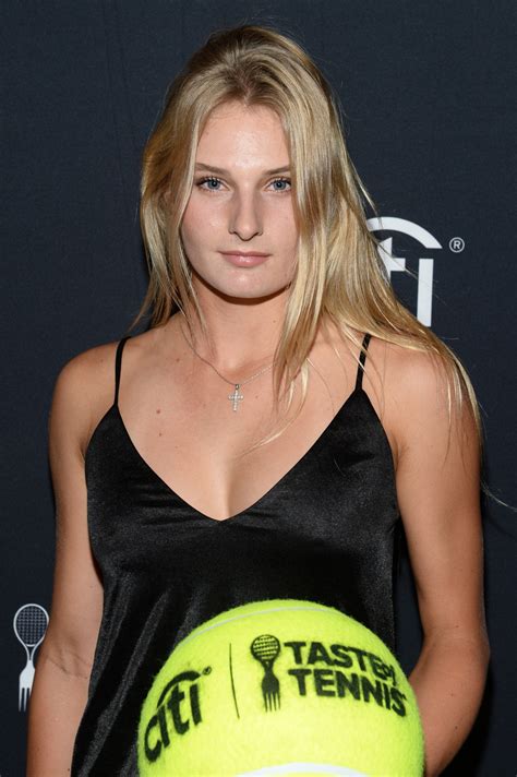 GALERIE FOTO Considerată o mare speranță în tenis Dayana Yastremska surprinde din nou Vă