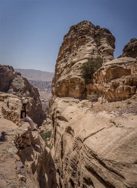 Jordanien , amtlich haschemitisches königreich jordanien ist ein arabischer staat in vorderasien. Petra in Jordanien - Von Schatzkammern und Jack Sparrow