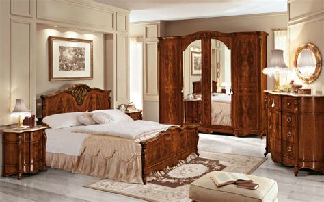 Vulcano camera da letto in stile moderno ad un prezzo contenuto. Camere da letto classiche Signorini & Coco | Scali Arredamenti