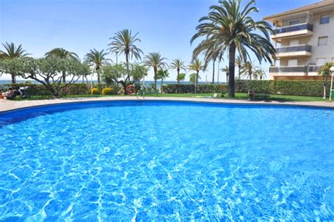 Apartamento en excelente ubicación, a primera linea de playa, zona de aparcamiento comunitario. Apartamento primera linea de playa en Cambrils. GOLF SANT JORDI