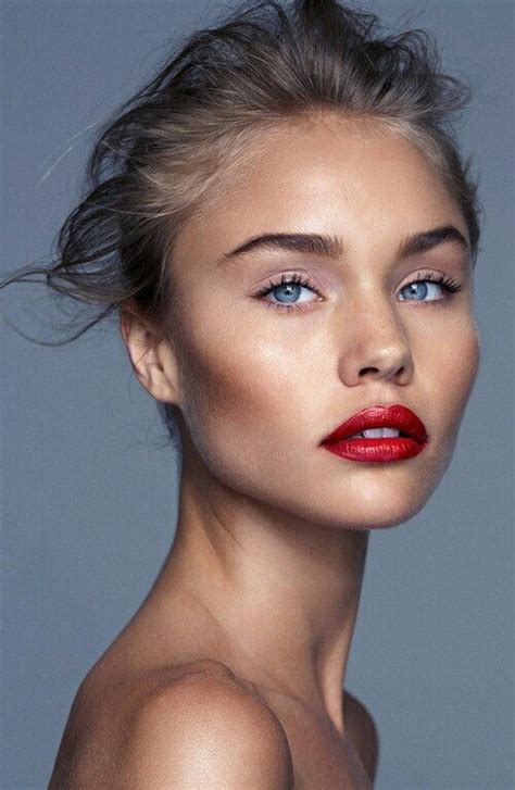Rosy Eye Red Lip Beauty In 2019 Red Lipstick Makeup Red Lip Makeup Blue Eye Makeup