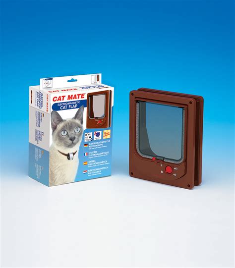 Stray cats door 2 stage 5. Catmate Small Electromagnetic Cat Door | AustraliaPetDoors ...