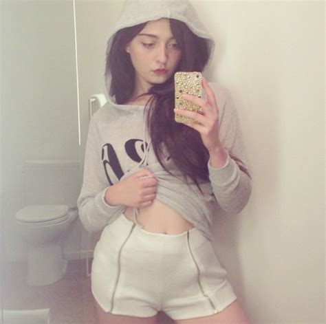 The Story Of How One Girl Tricked Everyone With Her Instagram Selfies