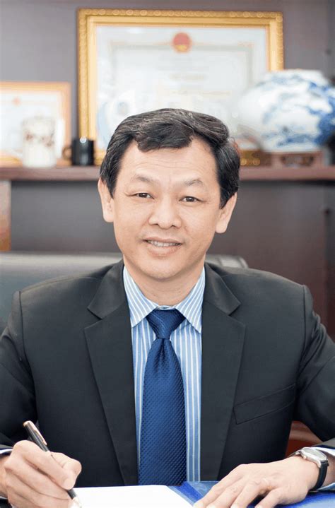 Xin chào, ngày mai tôi dự định lên bệnh viện chợ rẫy tái khám, do sau thời gian nghỉ tết nguyên đán, bệnh viện chợ rẫy bắt đầu tiếp nhận khám chữa bệnh trở lại vào hôm nay, ngày 17/2/2021. Thông điệp - Bệnh viện Chợ Rẫy
