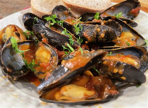 Mussels Fra Diavolo Mussels Marinara Recipe Alessandras Food Is Love