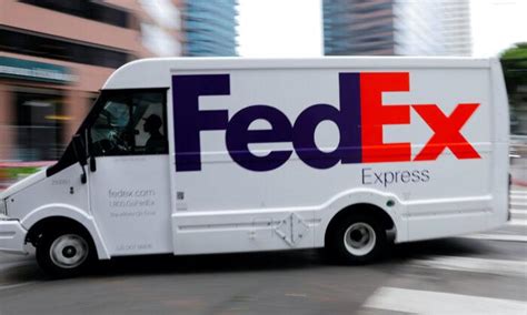 Fedex Ceo Anticipates ‘worldwide Recession ’ Says Company Closing Down Stores The Epoch Times