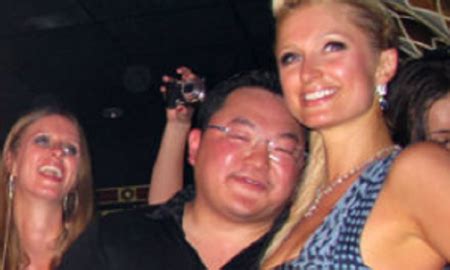 Fugitive financier jho low claims he wasn't the brains behind malaysia's massive 1mdb scam as he continues to hide from authorities who want him in handcuffs. miranda kerr Archives - WORLD OF BUZZ