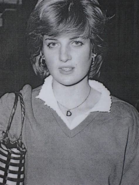 The sun james bond 'for your eyes only' television commercial. Pin on LADY DIANA