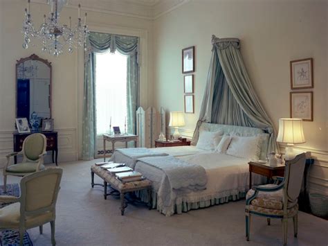 Heres How The White House Master Bedroom Has Changed From President To
