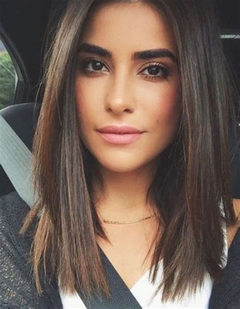The shoulder length hairstyles are common and work best to men who have good natural hair. Latest hair cutting style for round faces - Women Hair Cuts