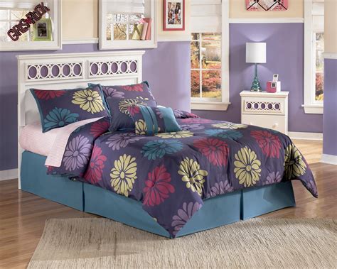 Modern & cutting edge bedroom furniture plus sets. Ashley Zayley B131 Full Size Panel Bedroom Set 6pcs in ...