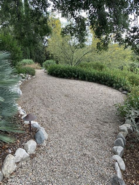 20 Gravel Path Garden Ideas