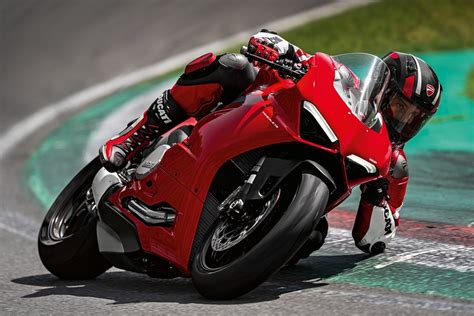 Ducati Panigale V2 Launched In India At Inr 1699 Lakh Ex Showroom