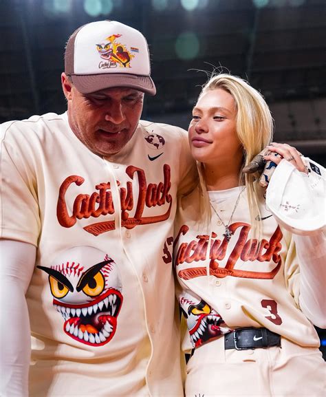 meet the stunning model daughter of mlb legend jose canseco who claims she is self made after