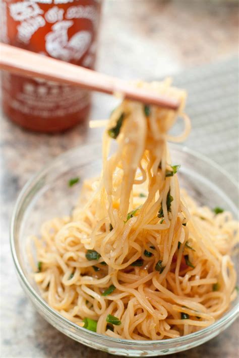 Just 15 Minutes And 6 Ingredients Is All You Need For This Super Easy Flavorful Rice Noodle