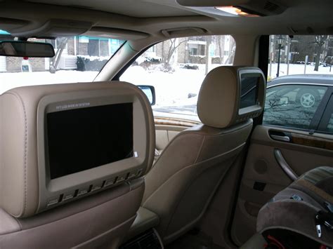 Quick little video on how to replace the charge / detonator and reset headrests on various bmw. Headrest DVDs, BMW X5 2001 - Xoutpost.com