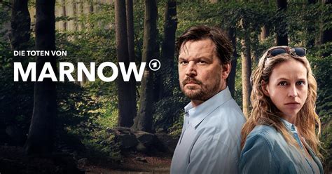 Als der juniorchef der immobilienfirma tot vor dem haus liegt, haben rubin und karow von der ähnliche sendungen wie den krimi tatort heute im tv sehen. Die Toten von Marnow - ARD | Das Erste
