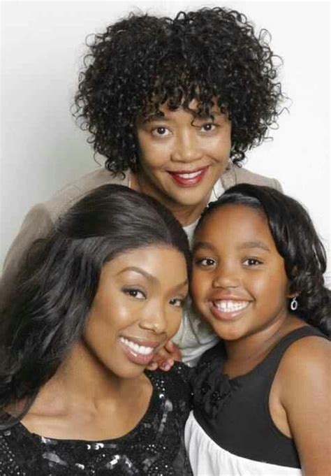 Brandy Norwood With Her Daughter Sy Rai Smith Along With Her Mother Sonja Norwood Black