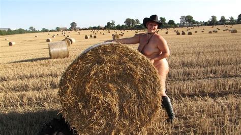 Completely Naked In A Corn Field Nudedworld