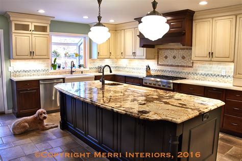 We did not find results for: Traditional tri-color kitchen | Kitchen remodel, Small ...
