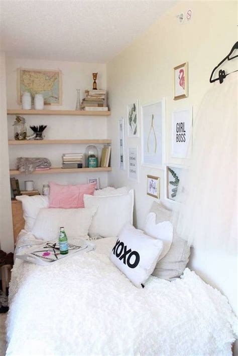 Entirely Obsessed Of These Cute And Tiny Bedroom Ideas For