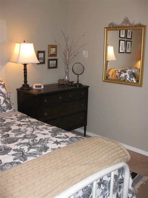 The Adorned Home Moms Guest Room Update