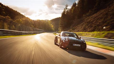 Porsche 911 GT2 RS Sets New Lap Record at the Nürburgring Nordschleife