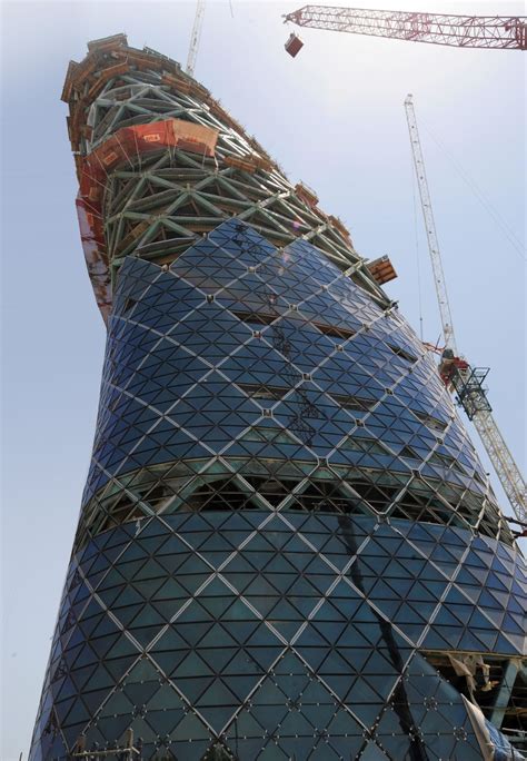 The curvaceous capital gate skyscraper is an unmistakable feature of the abu dhabi skyline. Gallery of In Progress: Capital Gate by RMJM, Most leaning ...