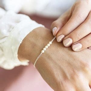 Delicate Swarovski Pearl Bridesmaid Bracelet Etsy