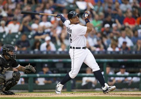 tigers miguel cabrera becomes the 28th member of 500 home run club sportzbonanza