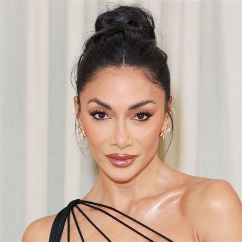 Nicole Scherzinger Poses Up A Storm In Skintight Dress For Poolside Photos Hello