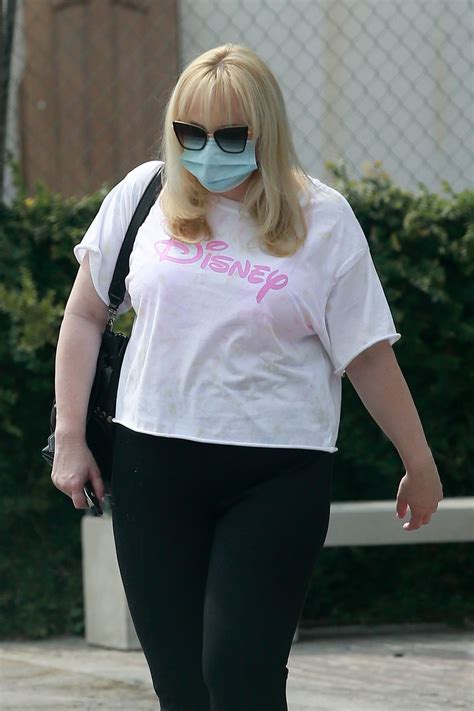 Rebel wilson weight loss 2020 happened while filming cats. REBEL WILSON Wearing a Mask Out in West Hollywood 08/21 ...
