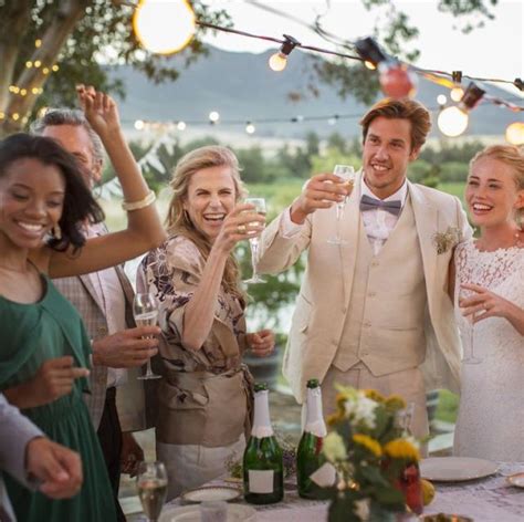 52 Incredibly Rude Things You Should Never Do At A Wedding
