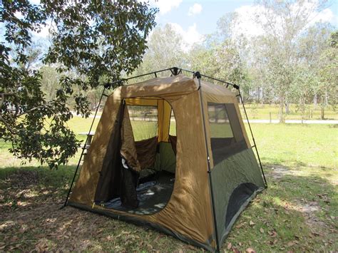Tentworld Coleman Gold Series Instant Up Tent Maiden