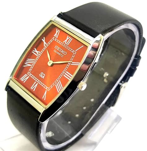 Vintage Seiko Quart Super Slim Mens Wrist Watch Looking Good Condition