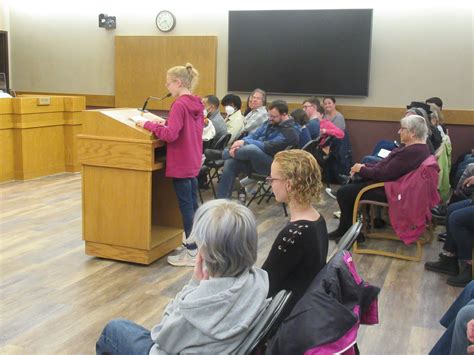 Cleveland Heights residents seek timely seasonal fix on Cumberland pool
