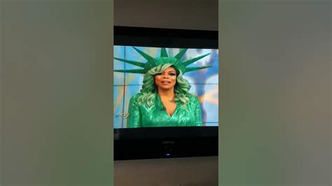Wendy Williams Faints On Live Show Youtube