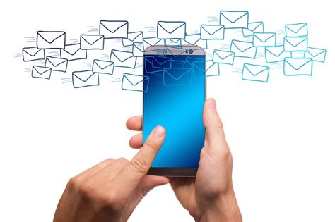 Cara transfer pulsa indosat ooredoo. Pulsa SOS Indosat, Cara Pinjam Pulsa ke Operator Saat Darurat