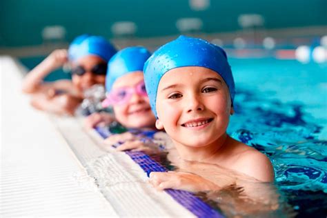 Natación Para Los Niños Cuáles Son Sus Beneficios Escuela Pelonchines