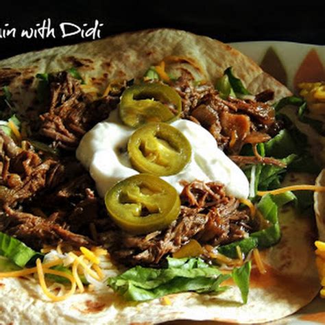 Best Mexican Style Shredded Beef Slow Cooker Recipe