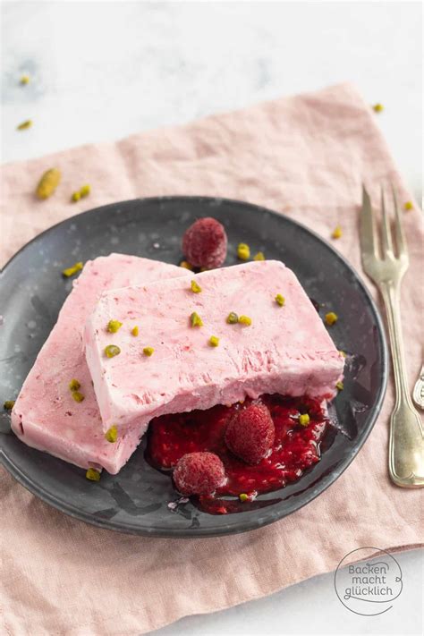 Beeren- Parfait ohne Ei