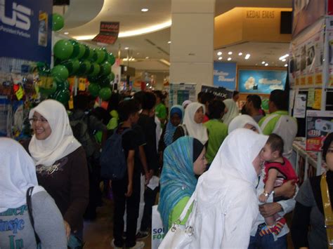 No.2002 e, jalan kuala krai, kampung wakaf siku, 15150 kota bharu, kelantan, מלזיה. PIKOM PC Fair 2010 (II) KB Mall Kota Bharu Kelantan ...