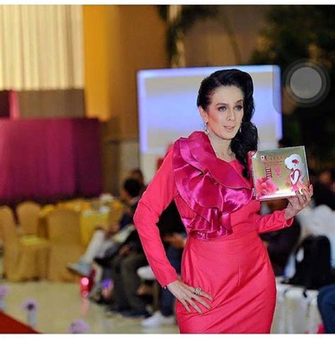 Keputihan banyak keluar dari kemaluan seluar dalam sentiasa basah perut selalu kejang period tak teratur perut buncit sakit semasa bersama suami sakit. JAMU SERI DEWI MALAM: PAKEJ MENARIK