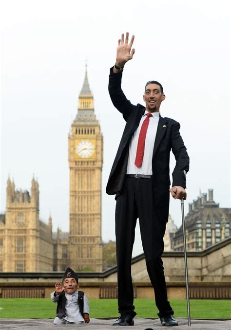 The Tallest Man And The Shortest Man In The World Meet For A Day Epic